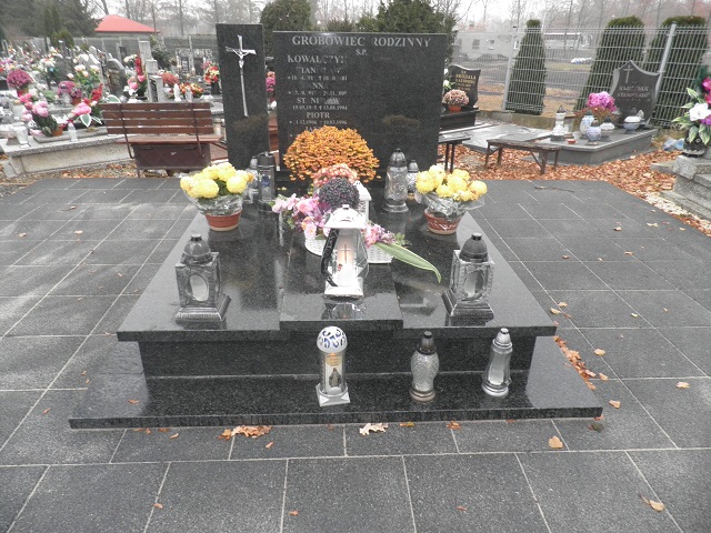 Piotr Kowalczyk 1966 Oleśnica - Grobonet - Wyszukiwarka osób pochowanych