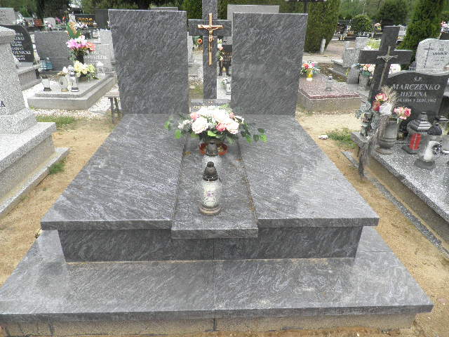 Józef Ostrowski 1895 Oleśnica - Grobonet - Wyszukiwarka osób pochowanych