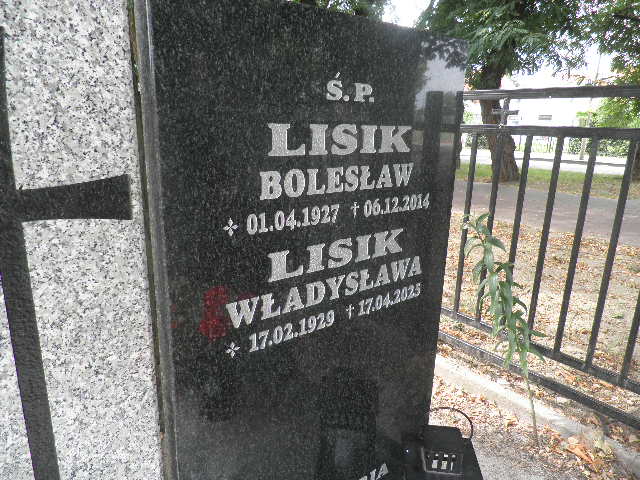 Grób Bolesław Lisik