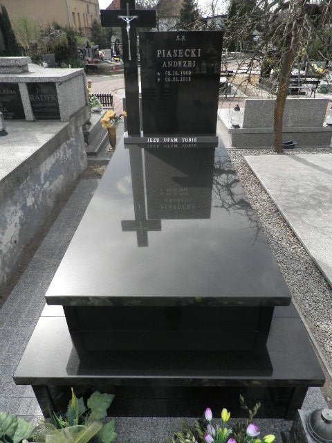 Andrzej Piasecki 1960 Oleśnica - Grobonet - Wyszukiwarka osób pochowanych