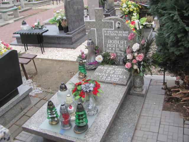 Grób Zenon Hoffses