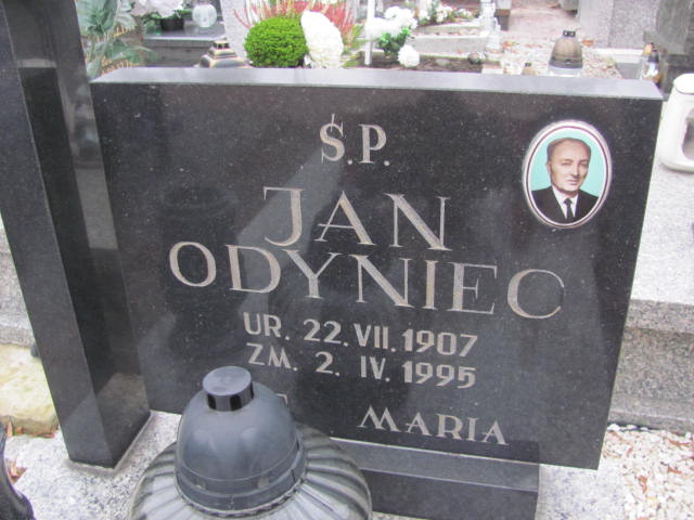 Jan Odyniec 1907 Oleśnica - Grobonet - Wyszukiwarka osób pochowanych