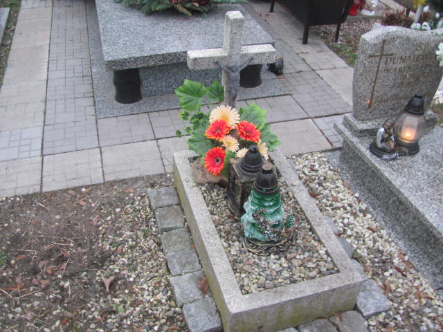  NN Oleśnica - Grobonet - Wyszukiwarka osób pochowanych