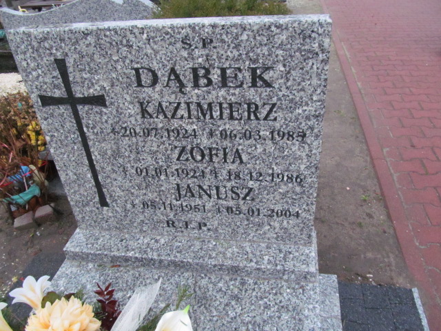 Janusz Dąbek 1951 Oleśnica - Grobonet - Wyszukiwarka osób pochowanych