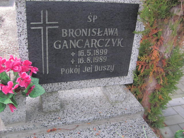 Bronisława Gancarczyk 1899 Oleśnica - Grobonet - Wyszukiwarka osób pochowanych