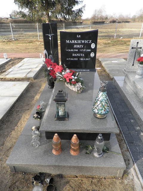Danuta Markiewicz 1952 Oleśnica - Grobonet - Wyszukiwarka osób pochowanych