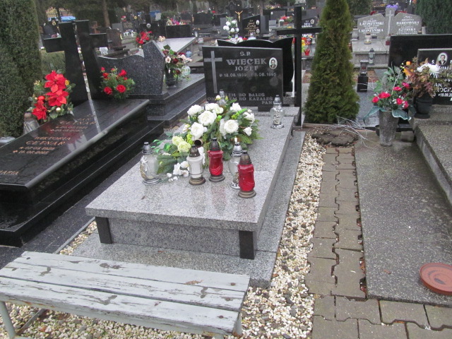 Grób Józef Więcek