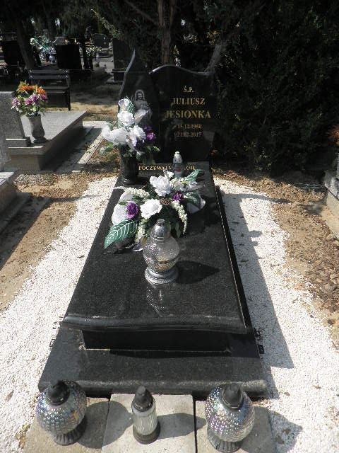 Juliusz Jesionka 1950 Oleśnica - Grobonet - Wyszukiwarka osób pochowanych