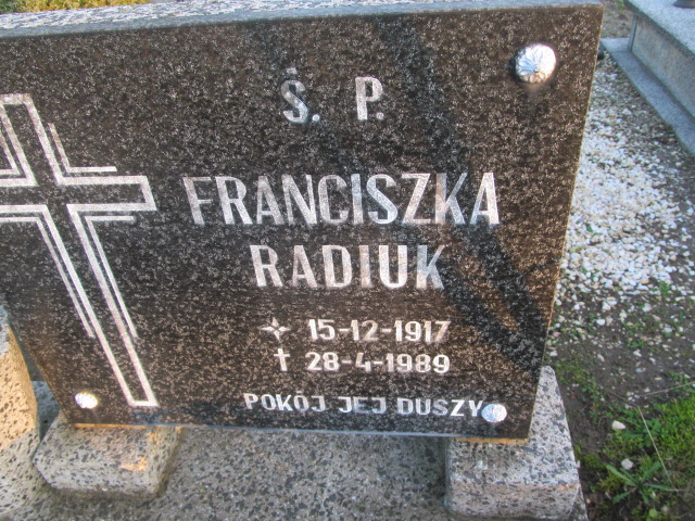 Franciszka Radiuk 1917 Oleśnica - Grobonet - Wyszukiwarka osób pochowanych
