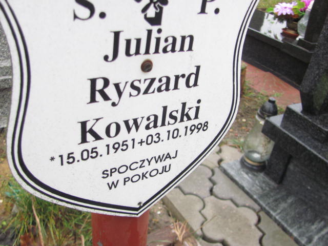 Julian Kowalski 1951 Oleśnica - Grobonet - Wyszukiwarka osób pochowanych