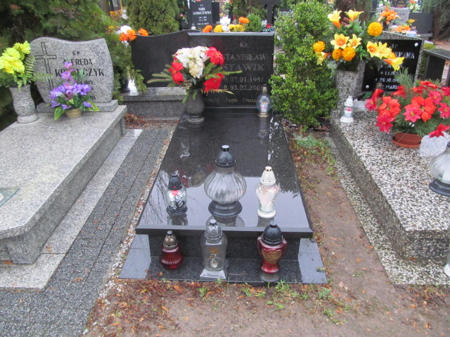 Grób Stanisław Stawik