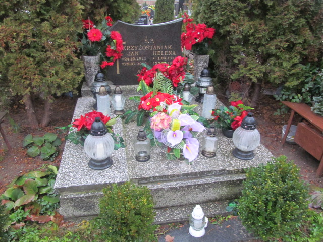 Grób Helena Krzyżostaniak