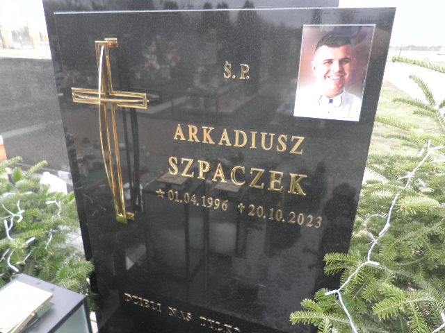 Grób Arkadiusz Szpaczek