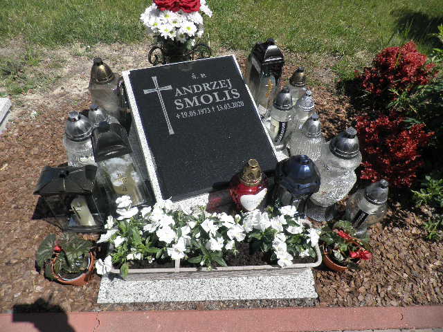 Grób Andrzej Smolis